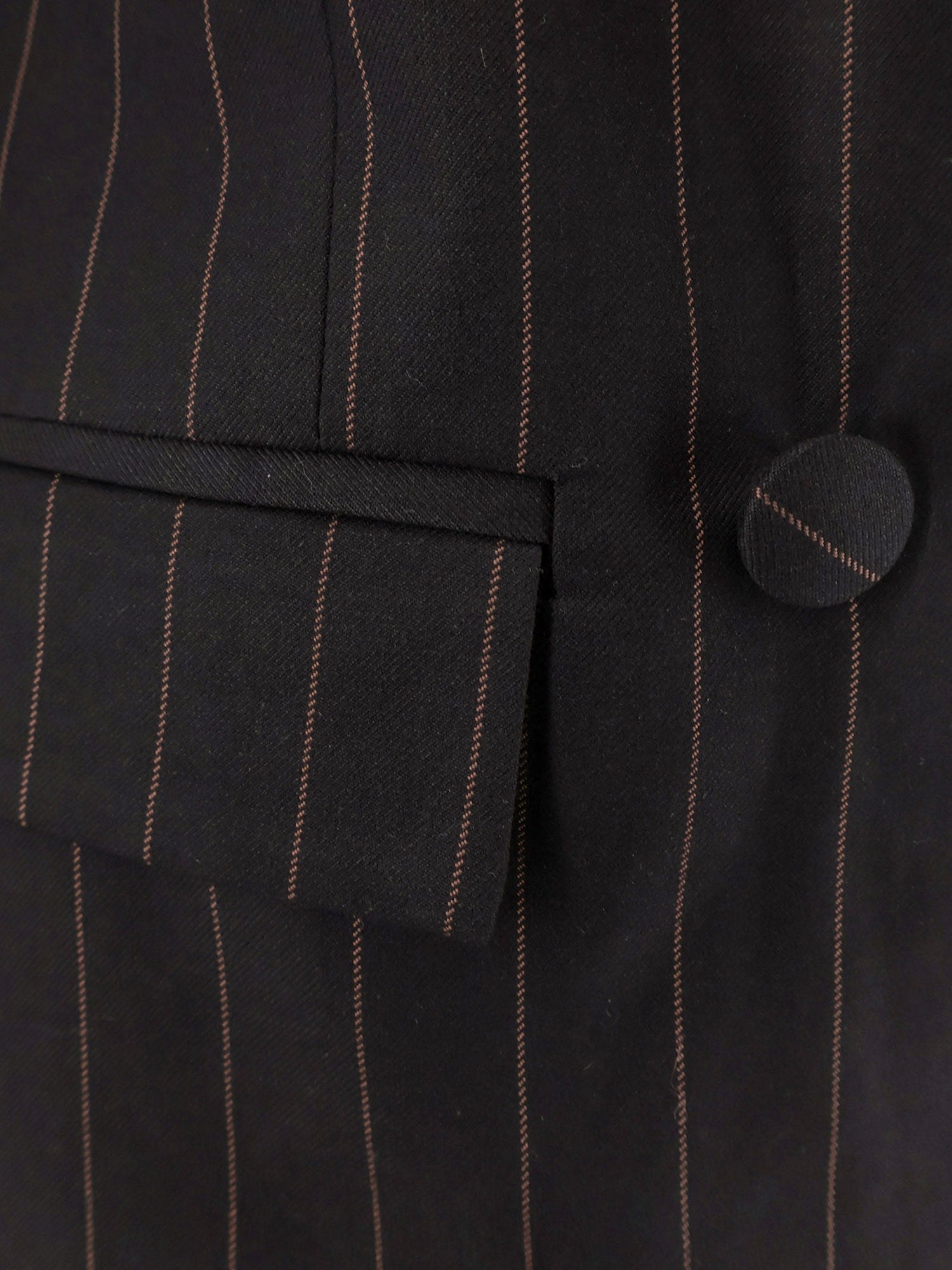 ACTUALEE: Double-breasted pinstriped coat