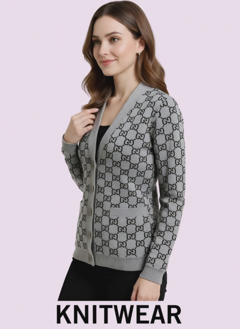 GUCCI :Reversible wool cardigan with GG motif